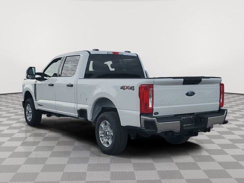 New 2026 Ford F250 XLT image 3