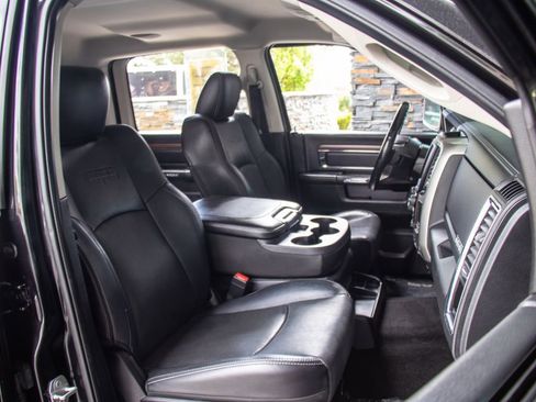 Used 2015 RAM 1500 Laramie AWD/4WD image 18
