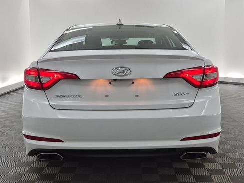 Used 2016 Hyundai Sonata Sport w/ Option Group 1V FWD image 7