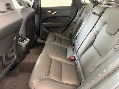 New 2026 Volvo XC60 B5 Ultra w/ Protection Package Premier AWD/4WD image 23