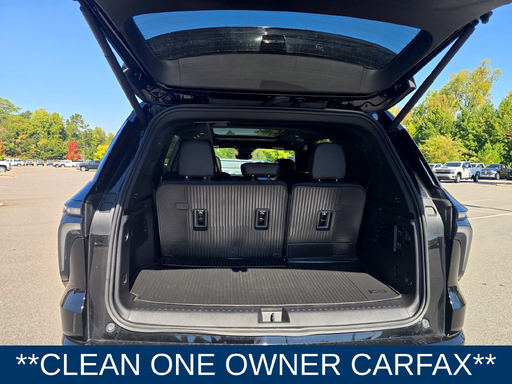 Used 2024 Chevrolet Traverse RS FWD image 4