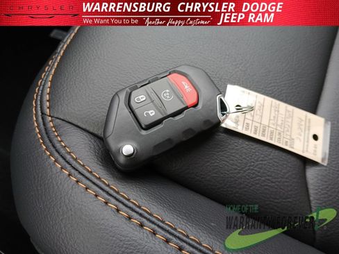 New 2026 Jeep Wrangler Unlimited Sahara AWD/4WD image 26