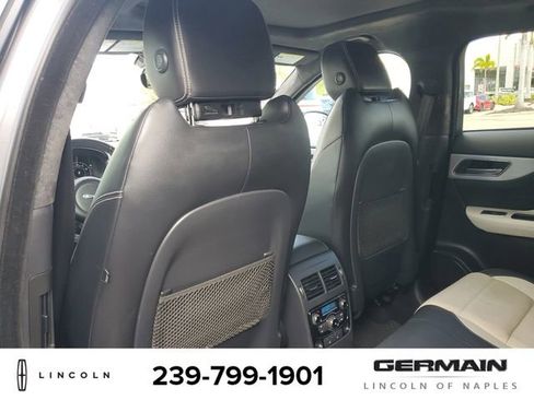 Used 2020 Jaguar F-PACE R-Sport image 20