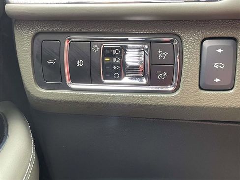 Used 2024 Lincoln Navigator L Black Label image 15