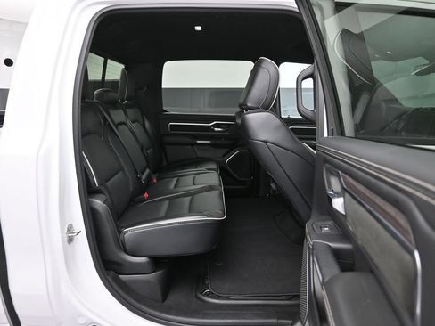 Used 2025 RAM 1500 Laramie AWD/4WD image 29