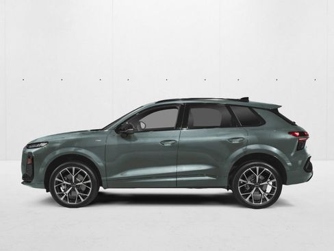 New 2026 Audi Q3 quattro 2.0T AWD/4WD image 2