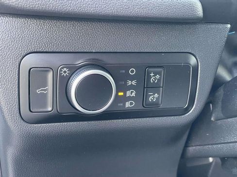 Used 2025 Ford Escape Active image 10