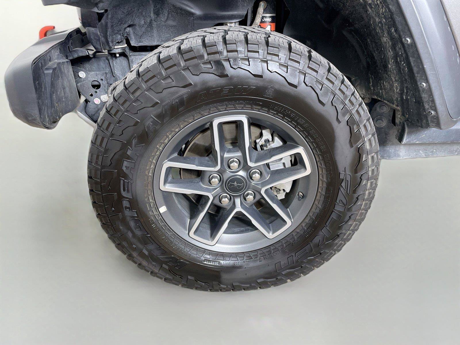 Used 2026 Jeep Gladiator Mojave AWD/4WD image 27