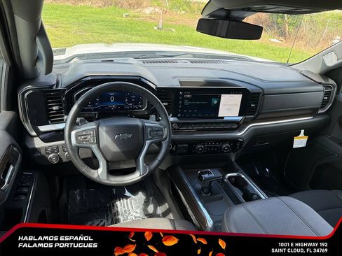 Used 2023 Chevrolet Silverado 1500 RST AWD/4WD image 29