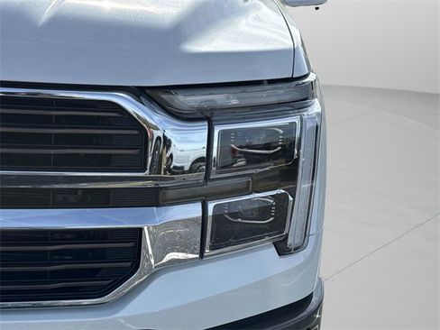 New 2025 Ford F150 King Ranch w/ FX4 Off-Road Package image 43