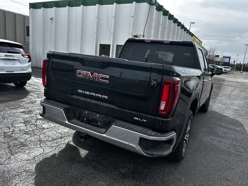 Used 2025 GMC Sierra 1500 SLT image 5