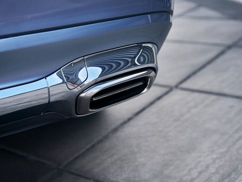 Used 2026 Mercedes-Benz Maybach GLS 600 4MATIC image 17