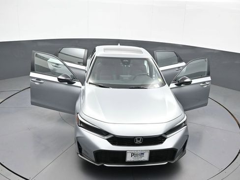 Used 2025 Honda Civic Sport Touring image 44