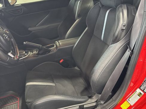 Used 2023 Toyota GR86 Premium image 26