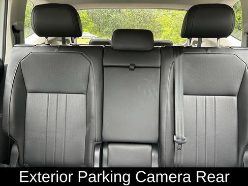 Used 2023 Volkswagen Tiguan SE FWD image 13