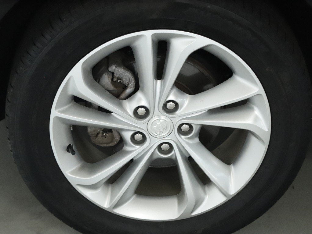 Used 2023 Buick Encore GX Preferred FWD image 38