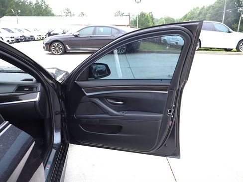 Used 2013 BMW 550i Sedan RWD image 35