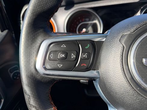 Used 2022 Jeep Gladiator Mojave w/ Cold Weather Group image 14