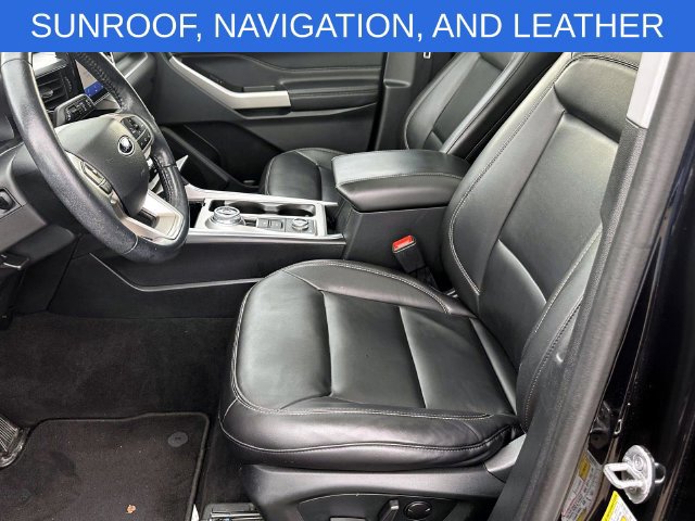 Used 2022 Ford Explorer XLT w/ Equipment Group 202A AWD/4WD image 17