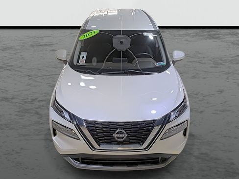 Used 2023 Nissan Rogue SV image 6