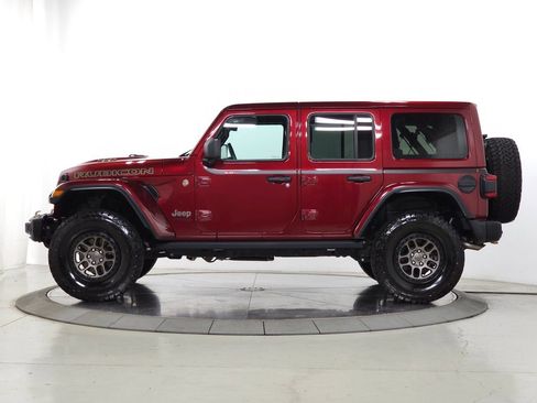 Used 2021 Jeep Wrangler Unlimited Rubicon w/ Xtreme Recon 35" Tire Package AWD/4WD image 2