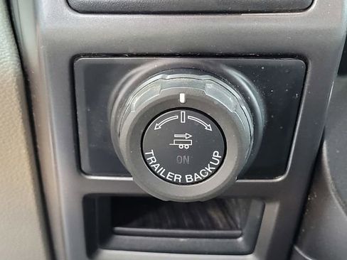 Used 2018 Ford F150 XLT w/ Trailer Tow Package image 13