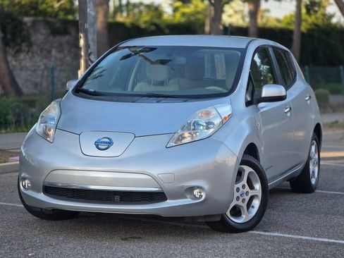 Used 2012 Nissan Leaf SL FWD image 20