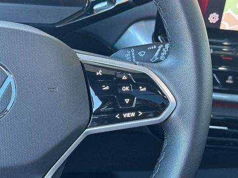 Used 2023 Volkswagen ID.4 Pro S image 30