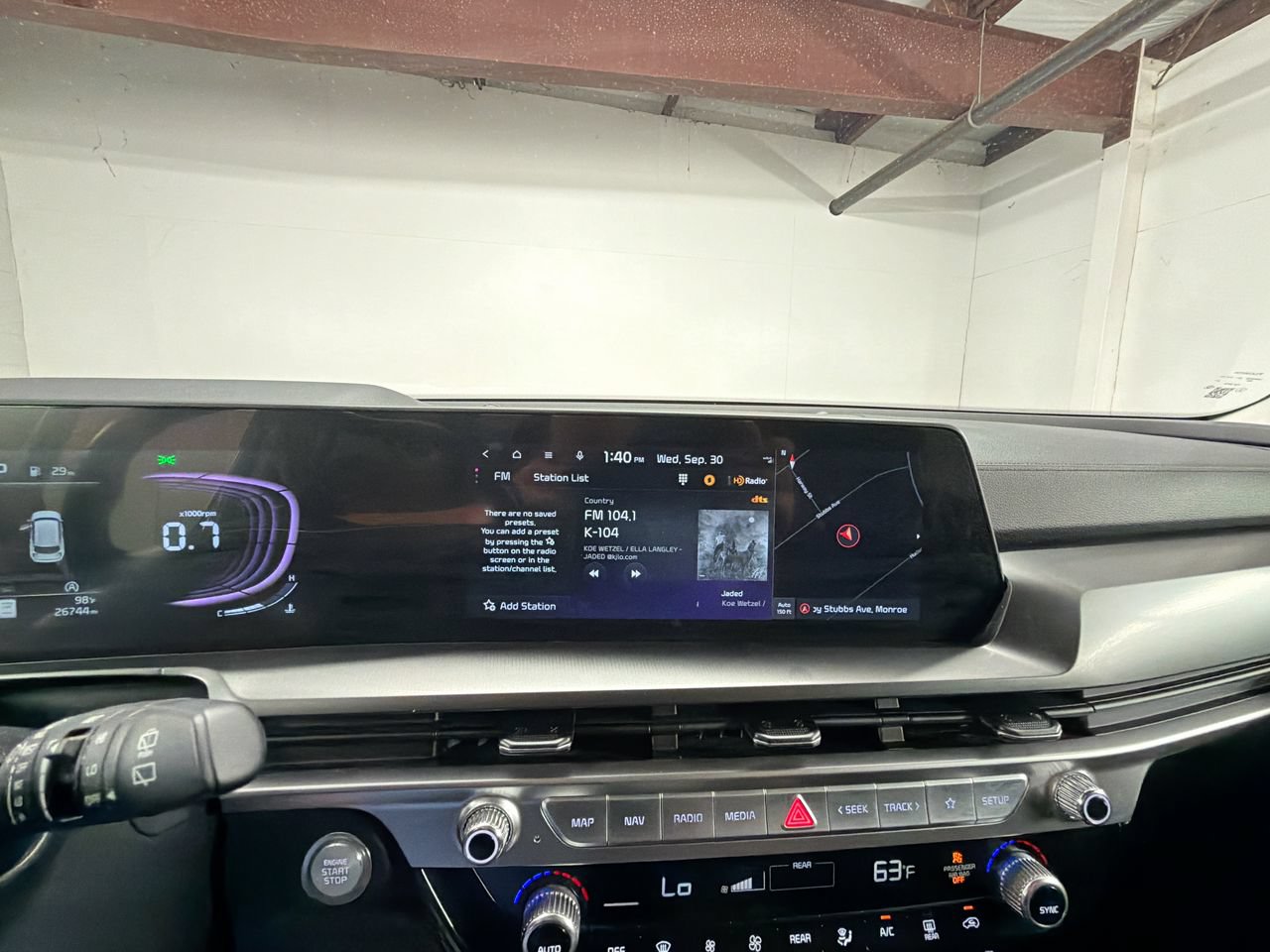 Used 2025 Kia Telluride S FWD image 13