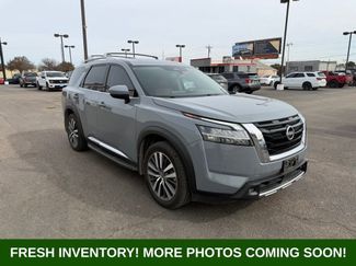 Used 2022 Nissan Pathfinder Platinum w/ Lighting Package (N93) video 1