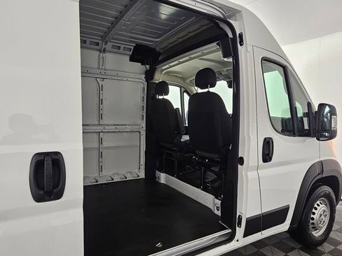 New 2026 RAM ProMaster 2500 FWD image 30