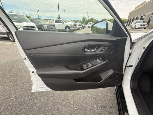 Used 2023 Honda Accord Touring image 16