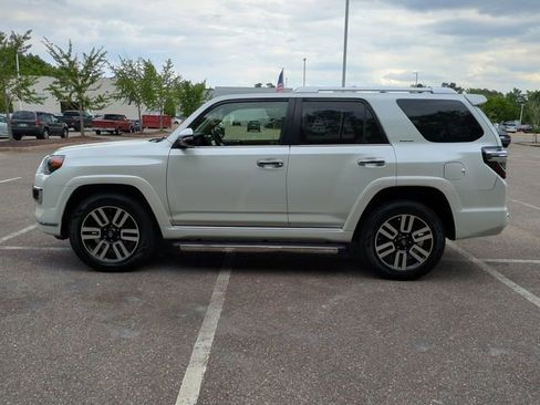 Used 2020 Toyota 4Runner Limited AWD/4WD image 7