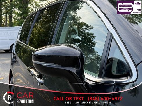 Used 2024 Chrysler Pacifica Limited FWD image 51