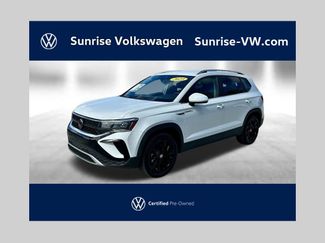 Used 2023 Volkswagen Taos SE w/ Black Wheel Package FWD 360° Tour