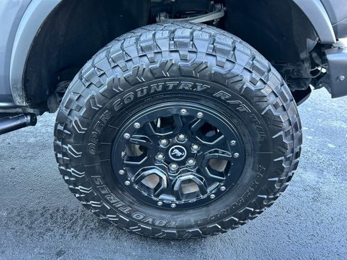 Certified 2021 Ford Bronco Badlands image 16