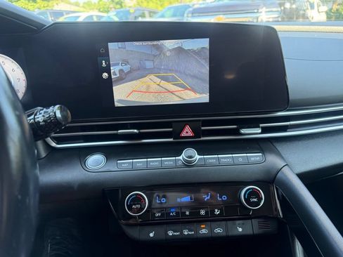 Used 2023 Hyundai Elantra SEL w/ Convenience Package FWD image 27