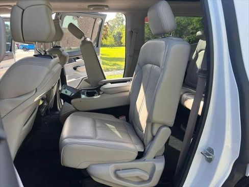 Certified 2022 Jeep Grand Wagoneer Series I AWD/4WD image 30