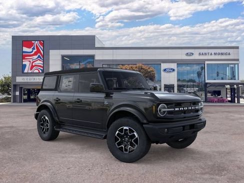 New 2026 Ford Bronco Outer Banks AWD/4WD image 7