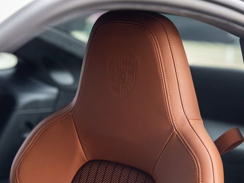Certified 2024 Porsche 911 GT3 RS RWD image 39