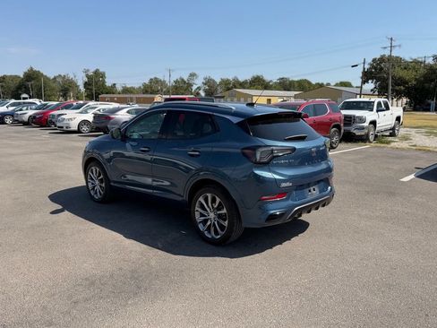 Used 2024 Buick Encore GX Avenir w/ Avenir Technology Package FWD image 6