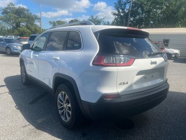 Used 2019 Jeep Cherokee Latitude Plus w/ Cold Weather Group AWD/4WD image 5