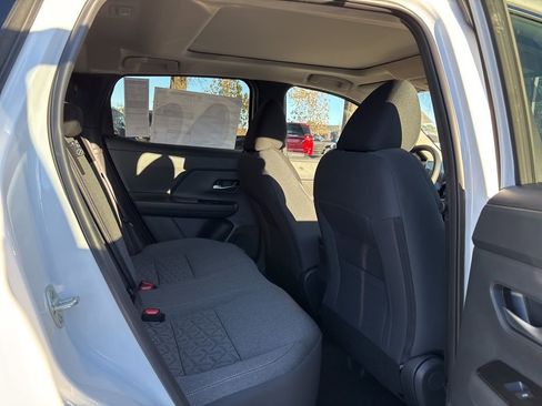 New 2026 Nissan Kicks SV w/ SV Premium Package image 17