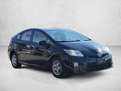 Used 2011 Toyota Prius Two image 3