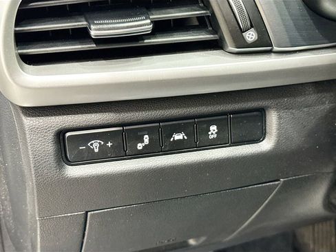 Used 2020 Kia Telluride S w/ S 8 Passenger Seating Package image 18