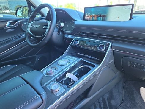 Used 2021 Genesis GV80 2.5T w/ Advanced Package 02 image 16
