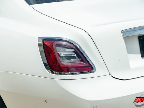 Used 2022 Rolls-Royce Ghost w/ Ghost Package image 47