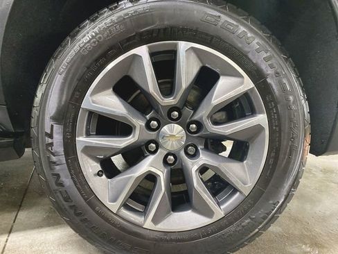 Used 2021 Chevrolet Tahoe LT w/ LT Signature Package image 33