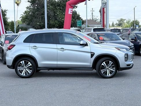 Used 2025 Mitsubishi Outlander Sport LE AWD/4WD image 4