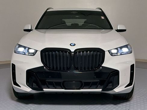 Used 2024 BMW X5 sDrive40i w/ M Sport Package RWD image 8